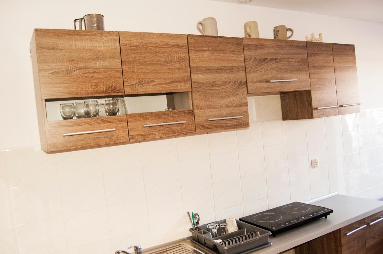 Bed And Bread Apartment Leba Bagian luar foto