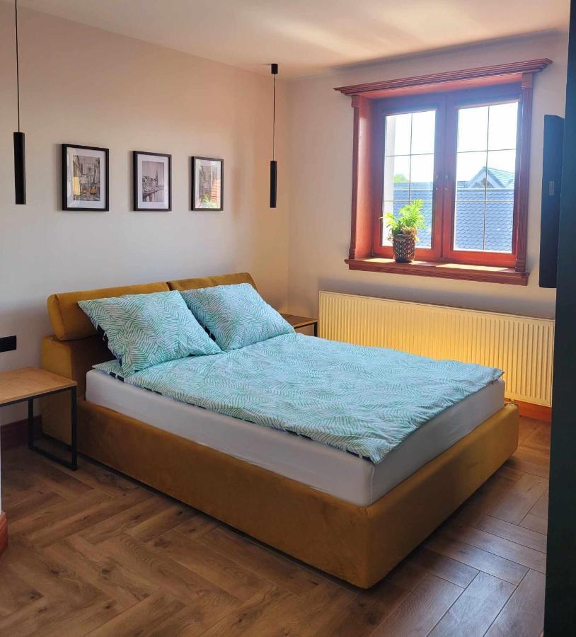Bed And Bread Apartment Leba Bagian luar foto